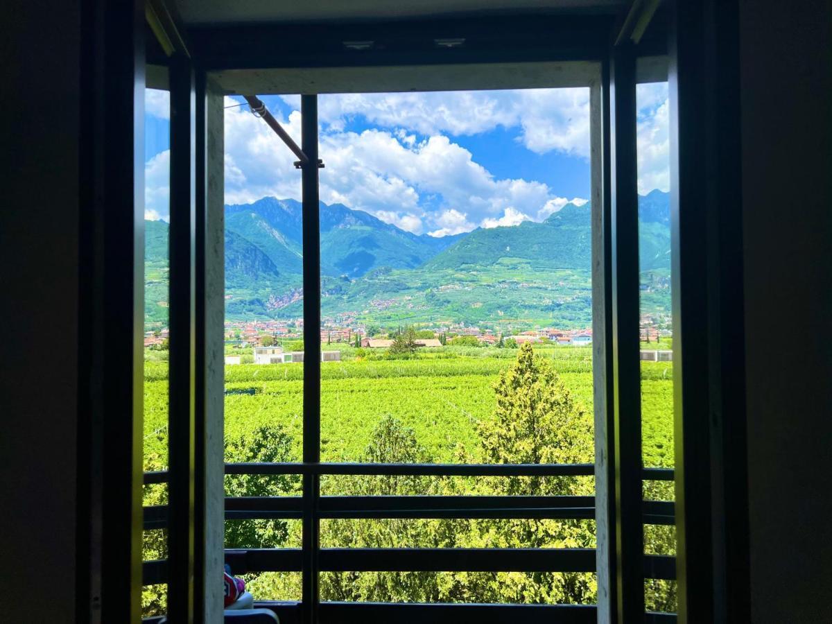 G-House Modernes Apartment Mit Tollem Ausblick Riva del Garda Exterior foto